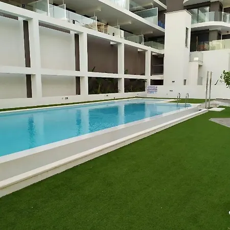 1 Apartament *
